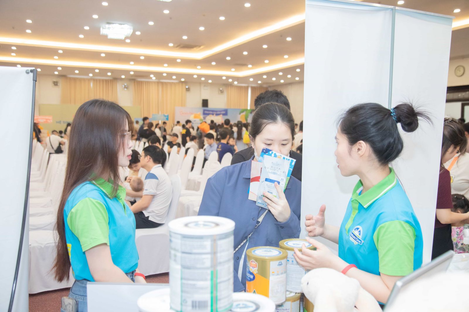 Nature One Dairy đồng hành cùng Shop Mẹ Cá Heo tại sự kiện “BÉ ƠI, NHÀ MÌNH ĐI CHƠI”
