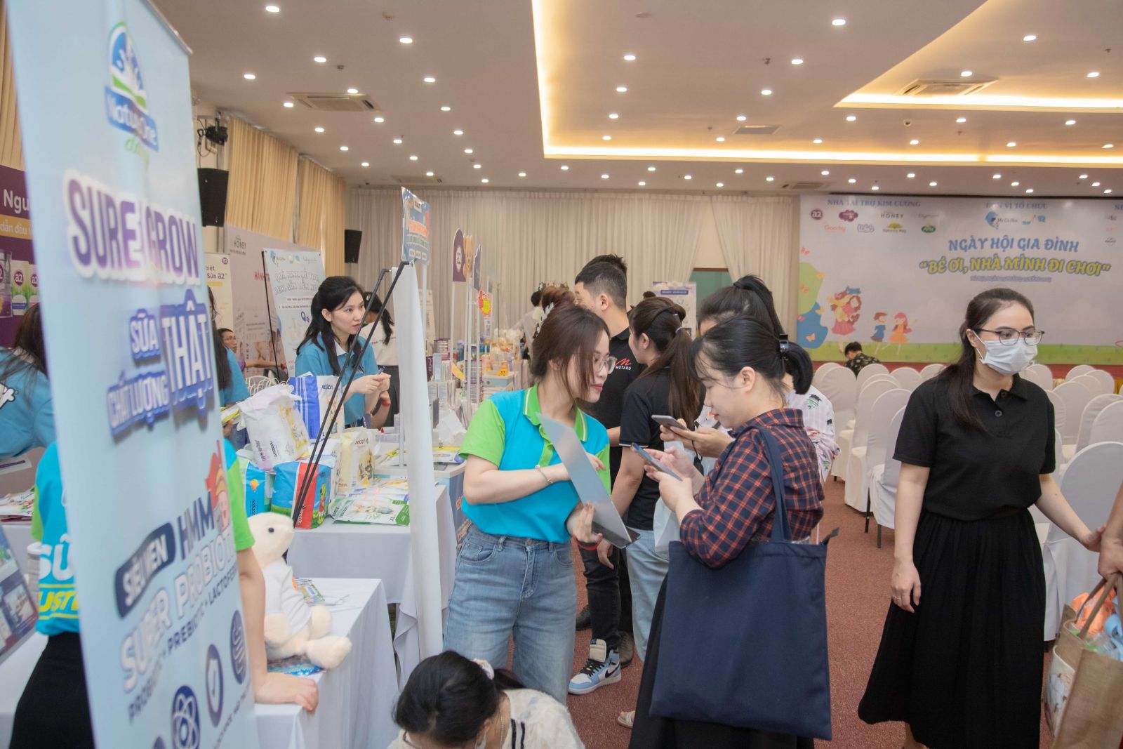 Nature One Dairy đồng hành cùng Shop Mẹ Cá Heo tại sự kiện “BÉ ƠI, NHÀ MÌNH ĐI CHƠI”