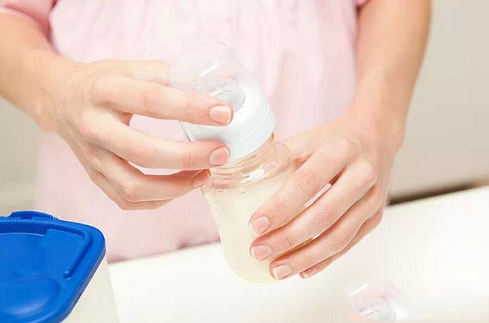 Cách pha sữa cho trẻ